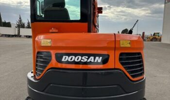 MINIEXCAVADORA DOOSAN DX 63 lleno
