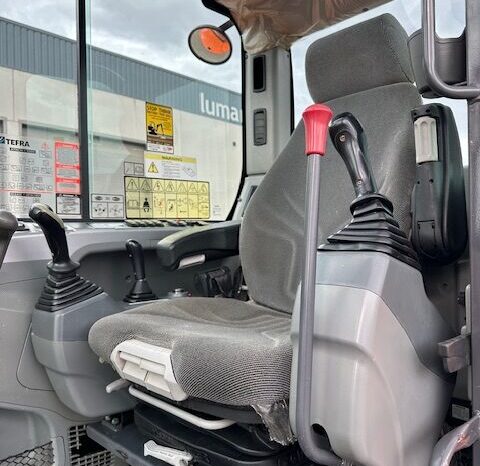 MINIEXCAVADORA DOOSAN DX 63 lleno