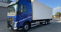 Camión  Volvo isotermo